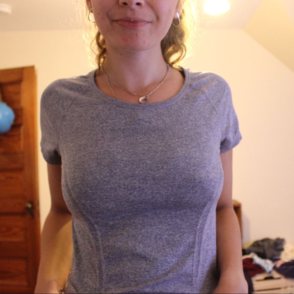 Athleta workout t-shirt
